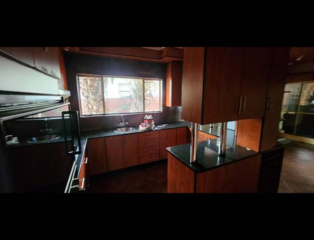 4 BEDROOM HOUSE FOR SALE IN DORANDIA